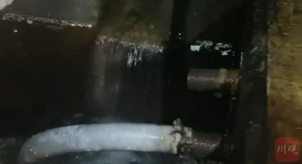成都某小區(qū)承重柱不達標引發(fā)拆除風波，小區(qū)安全引關(guān)注