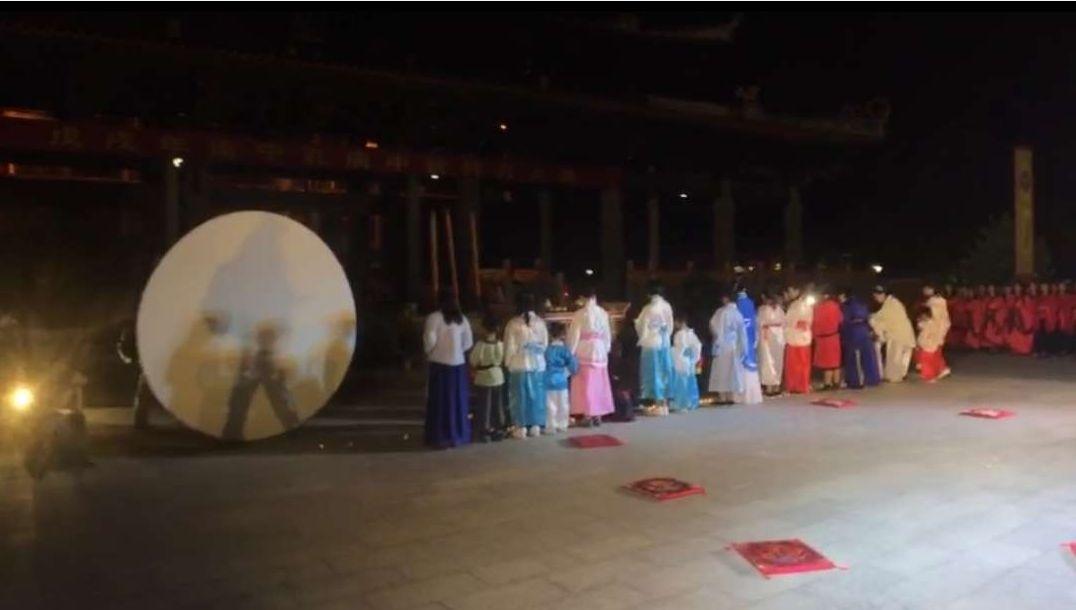 藍(lán)月亮930精選期期準(zhǔn)大全,全局解答解釋落實(shí)_創(chuàng)意版38.39