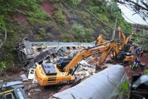 鐵路塌方事故全面解析，最新消息、事故原因與應對措施