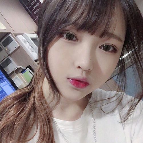 時(shí)尚女生頭像精選，潮流多元展現(xiàn)的2016最新版女生頭像